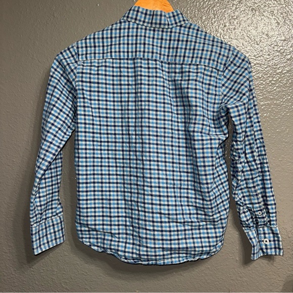 Untuckit boy shirts size 10 set of two - Picture 4 of 8